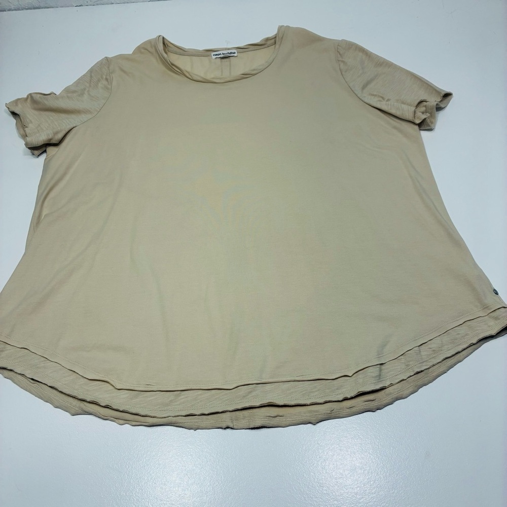 Neon buddha t-shirt women size 3X short sleeves round neck button‎ design back